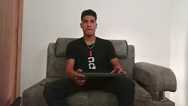 steven muller online show from 20, 4, 2026