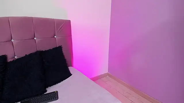 Flor pink online show from 24, 4, 2026