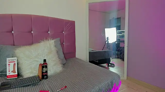 Flor pink online show from 27, 5, 2026