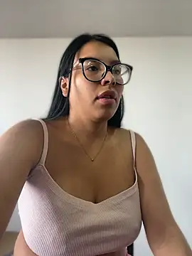 Iam-sophia27 online show from 23, 6, 2026