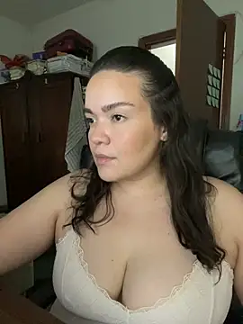 dayanestephany1 online show from 16, 4, 2026