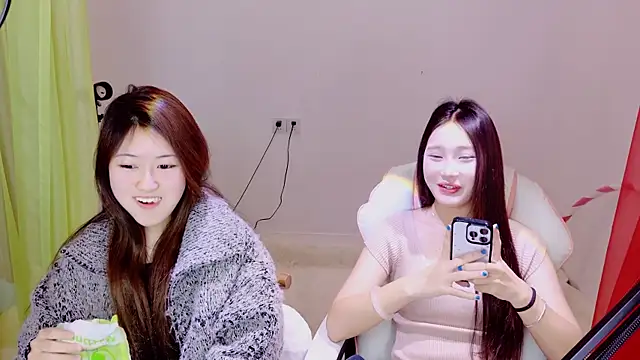 Xiongchumo1120 online show from 29, 4, 2026