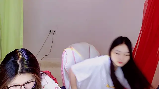 Xiongchumo1120 online show from 8, 5, 2026