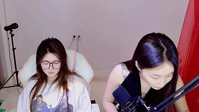 Xiongchumo1120 online show from 16, 5, 2026