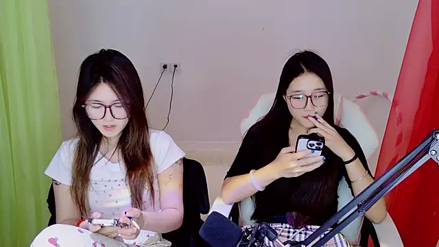 Xiongchumo1120 online show from 15, 5, 2026