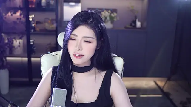 Seraphinei online show from 10, 5, 2026