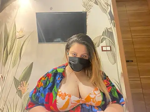 Snapshot of kavyasingh36 chatting on 5, 5, 2026 kavyasingh36 online show from 5, 5, 2026
