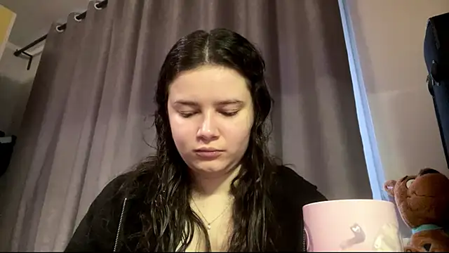 LonnaVandal online show from 6, 5, 2026