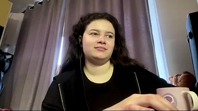 LonnaVandal online show from 5, 5, 2026