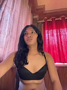 slutty aki online show from 13, 7, 2026