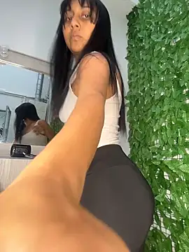 Snapshot of MELIZ_QUEEN chatting on 1, 6, 2026 MELIZ QUEEN online show from 1, 6, 2026