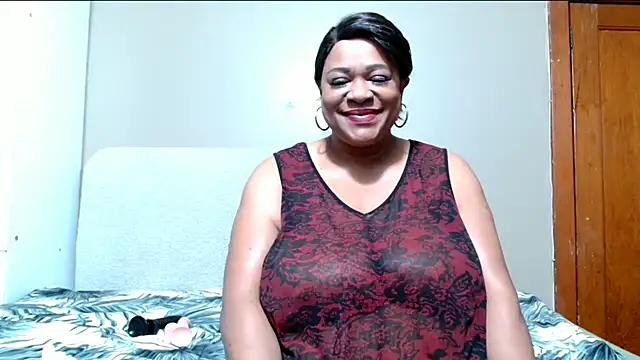 BUSTYQUEEN56  online show from 10, 7, 2026