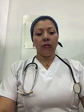 Snapshot of SARA_21- chatting on 14, 4, 2026 SARA 21- online show from 14, 4, 2026