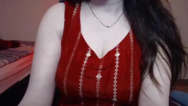 Sexymadhu05 online show from 11, 4, 2026