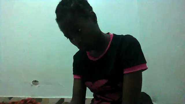 Snapshot of Rerpuss1 chatting on 14, 7, 2026 Rerpuss1 online show from 14, 7, 2026