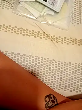 Gabrielaminha online show from 22, 4, 2026