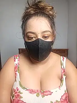 Suger Lips 99 online show from 13, 6, 2026