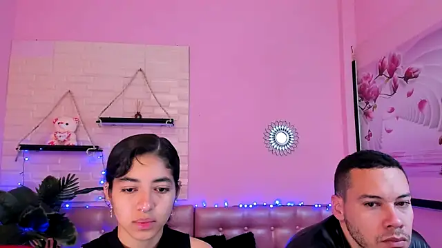 Aronandmoli69 online show from 4, 5, 2026