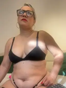 Camila Noer online show from 12, 5, 2026