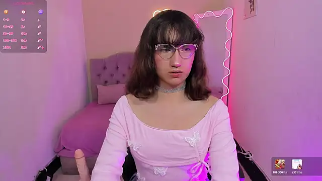 KATHERINE TAY online show from 28, 5, 2026