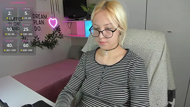 Snapshot of Neko_Sora chatting on 25, 4, 2026 Neko Sora online show from 25, 4, 2026