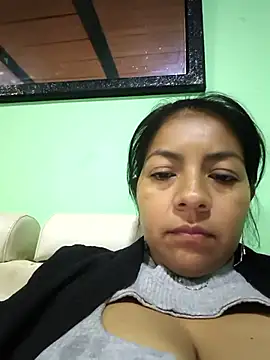 Snapshot of Tamaraxxx_hot chatting on 4, 5, 2026 Tamaraxxx hot online show from 4, 5, 2026