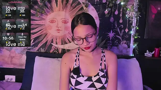 LaxiViolet online show from 1, 8, 2026