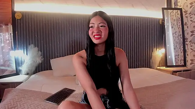 Snapshot of zoe_castillo chatting on 21, 4, 2026 zoe castillo online show from 21, 4, 2026