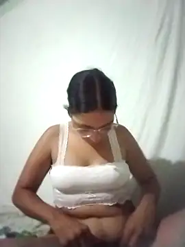YuliBrayan online show from 21, 4, 2026