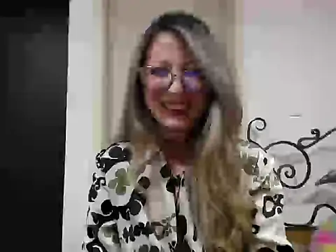VALELUXX online show from 15, 5, 2026