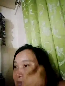jeanyummytits online show from 27, 6, 2026