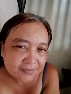 jeanyummytits online show from 28, 4, 2026