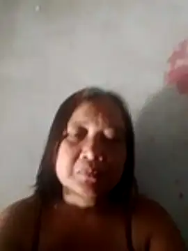 jeanyummytits online show from 17, 5, 2026