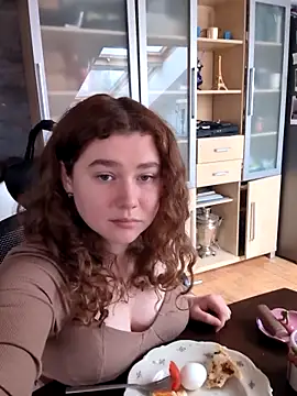 AmeliFoxi online show from 15, 4, 2026