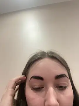 Doris2222 online show from 13, 4, 2026