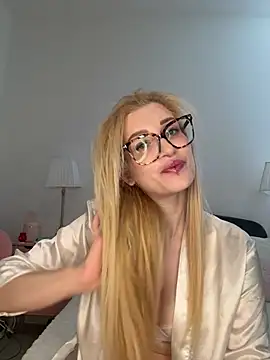 darkglitter26 online show from 23, 7, 2026