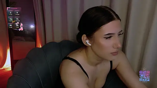 Snapshot of HazelHayesss chatting on 29, 4, 2026 HazelHayesss online show from 29, 4, 2026