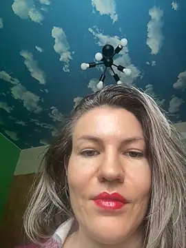 evaprolove online show from 15, 4, 2026