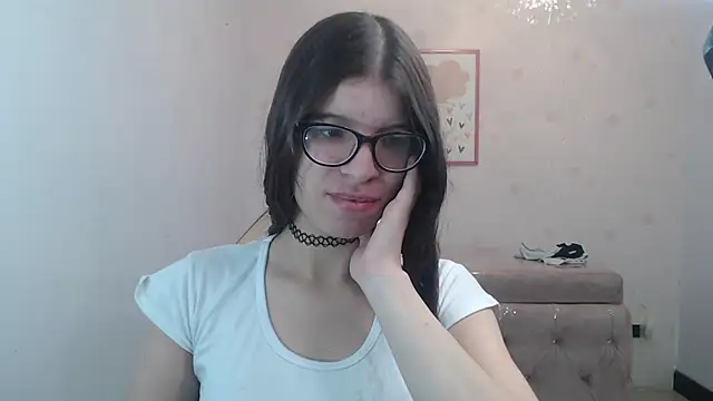 Snapshot of Kailee_ch chatting on 28, 4, 2026 Kailee ch online show from 28, 4, 2026
