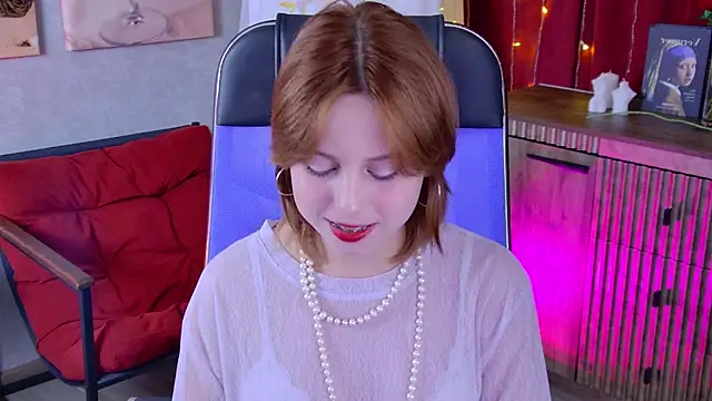 VivienneHebert online show from 2, 6, 2026