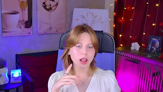 Snapshot of VivienneHebert chatting on 20, 6, 2026 VivienneHebert online show from 20, 6, 2026