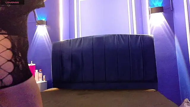 serena sex31 online show from 15, 4, 2026