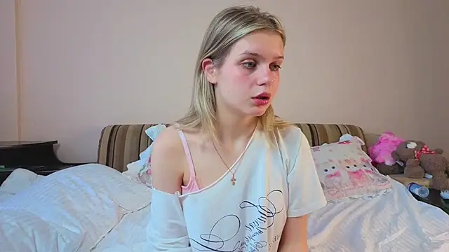 AliceAlways online show from 8, 5, 2026