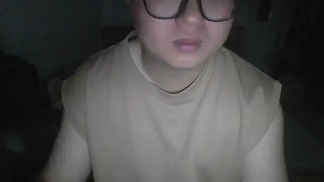 Snapshot of Ethan_windyy0701 chatting on 13, 4, 2026 Ethan windyy0701 online show from 13, 4, 2026