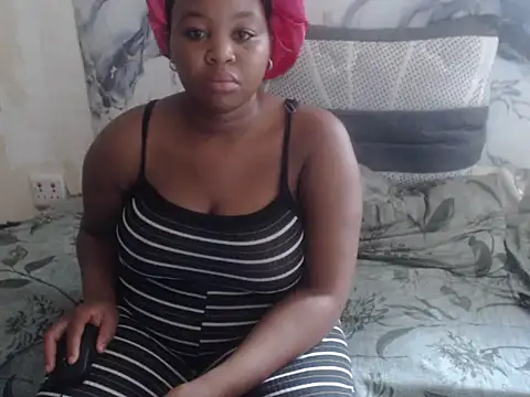 Snapshot of Lillypearl chatting on 14, 4, 2026 Lillypearl online show from 14, 4, 2026