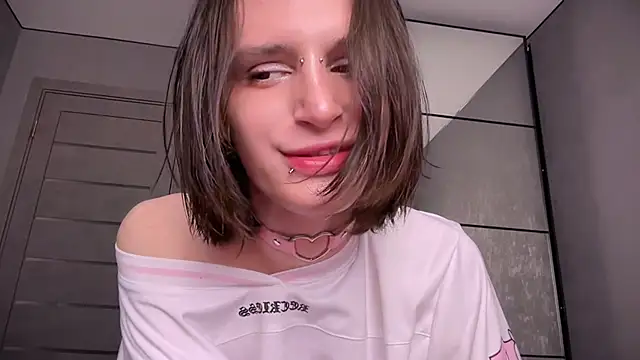 Snapshot of Niky_Long chatting on 6, 7, 2026 Niky Long online show from 6, 7, 2026