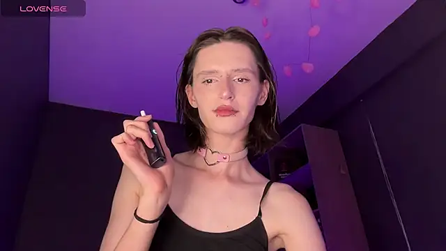 Snapshot of Niky_Long chatting on 19, 7, 2026 Niky Long online show from 19, 7, 2026
