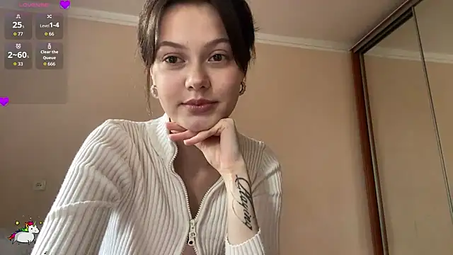 Snapshot of LaurenBlade chatting on 16, 7, 2026 LaurenBlade online show from 16, 7, 2026