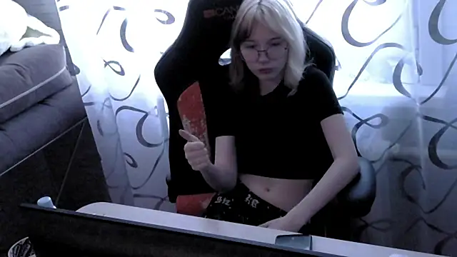 Vi Nika online show from 15, 4, 2026