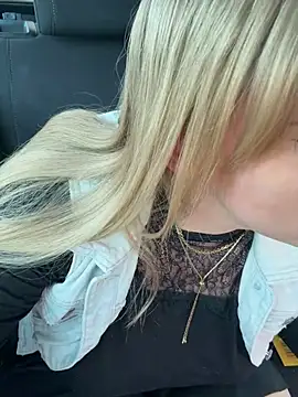 Tiffy Rosee online show from 4, 5, 2026